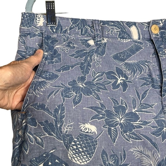 Tommy Bahama Men’s Linen Blue & White Tropical Print Golf Shorts Size 34 - Picture 5 of 14